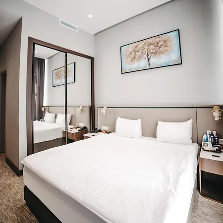 Port Marine Hotel By Hollywood Baku Exterior photo