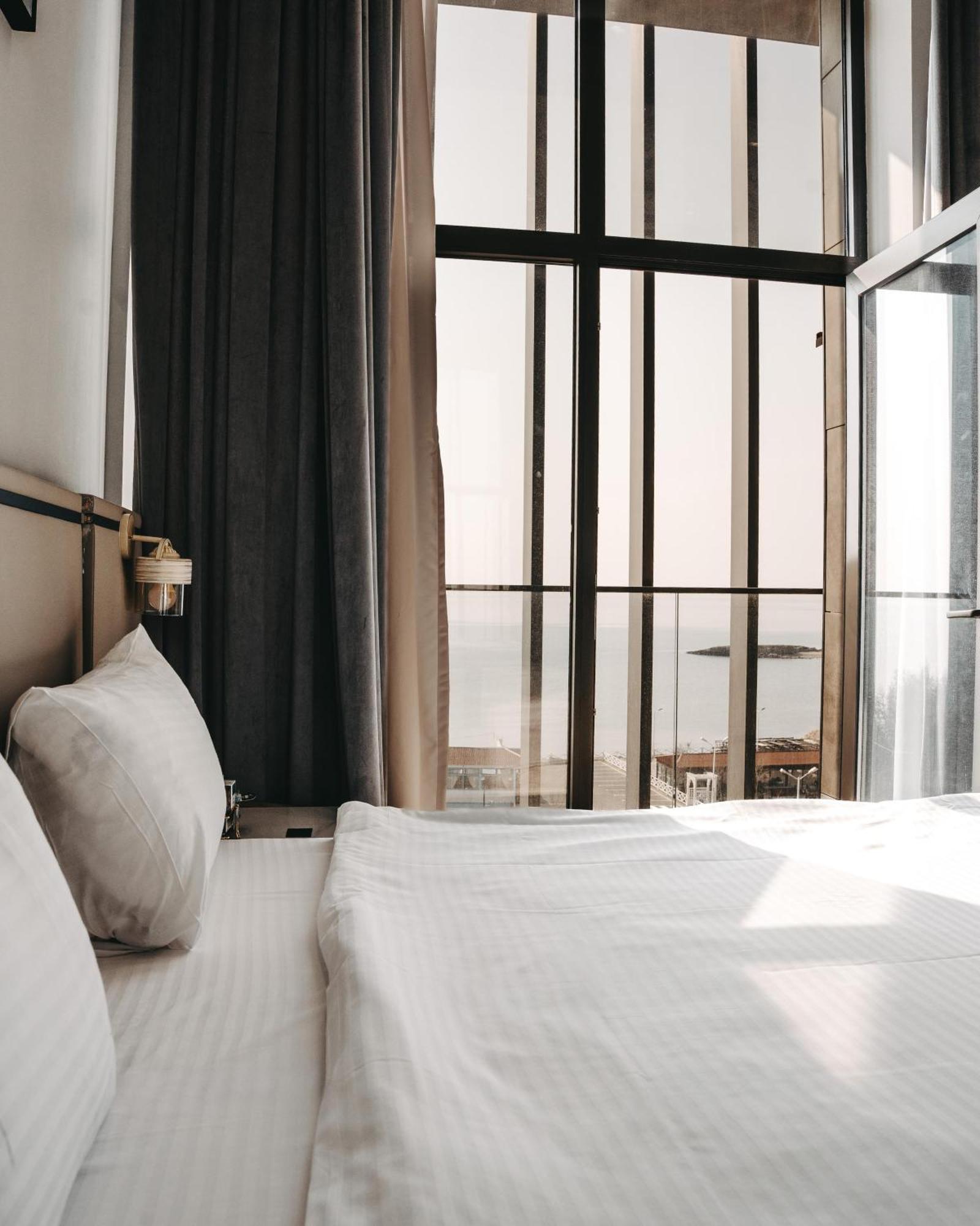 Port Marine By Hollywood 5* Baku
