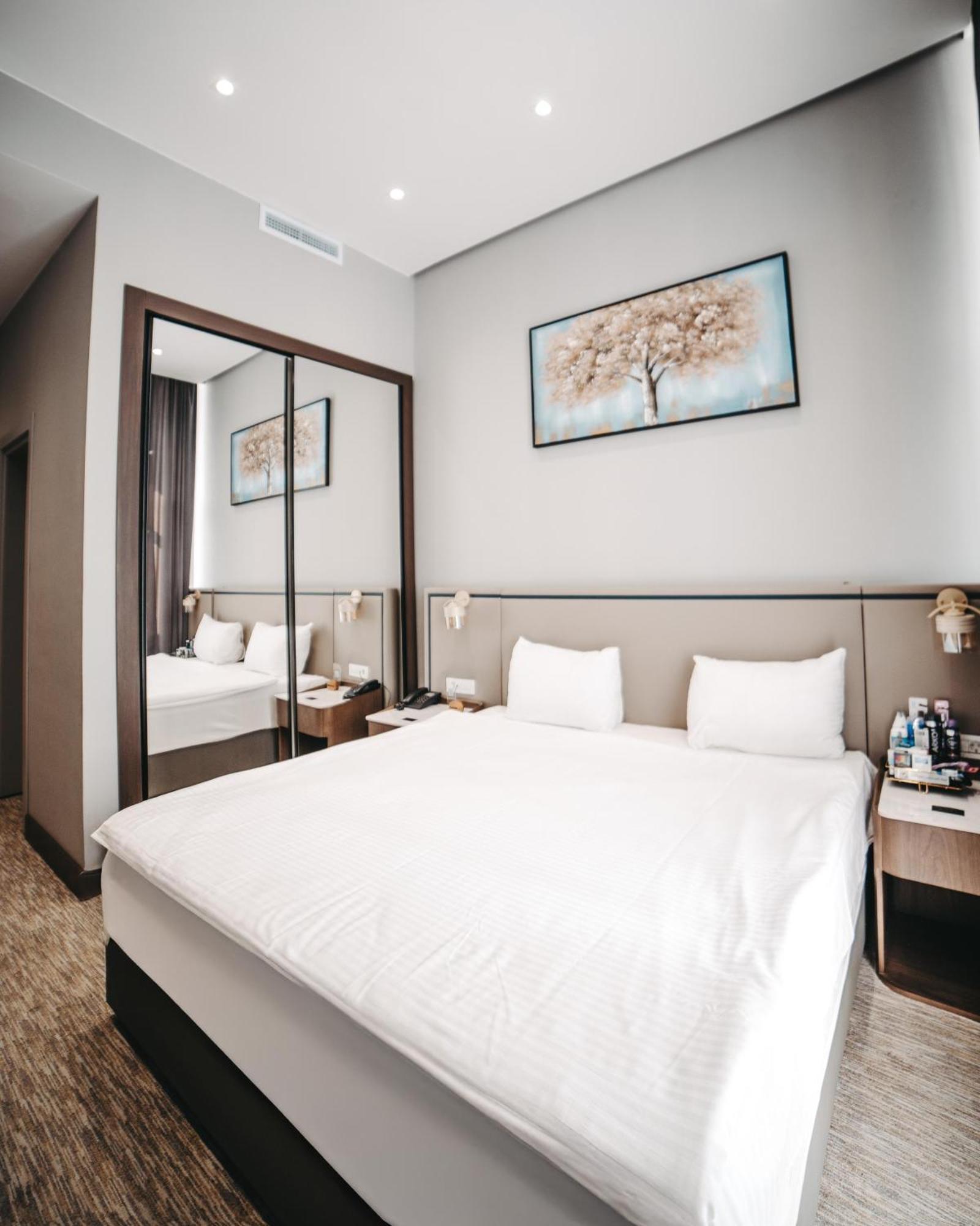 Hotel Port Marine By Hollywood 5*