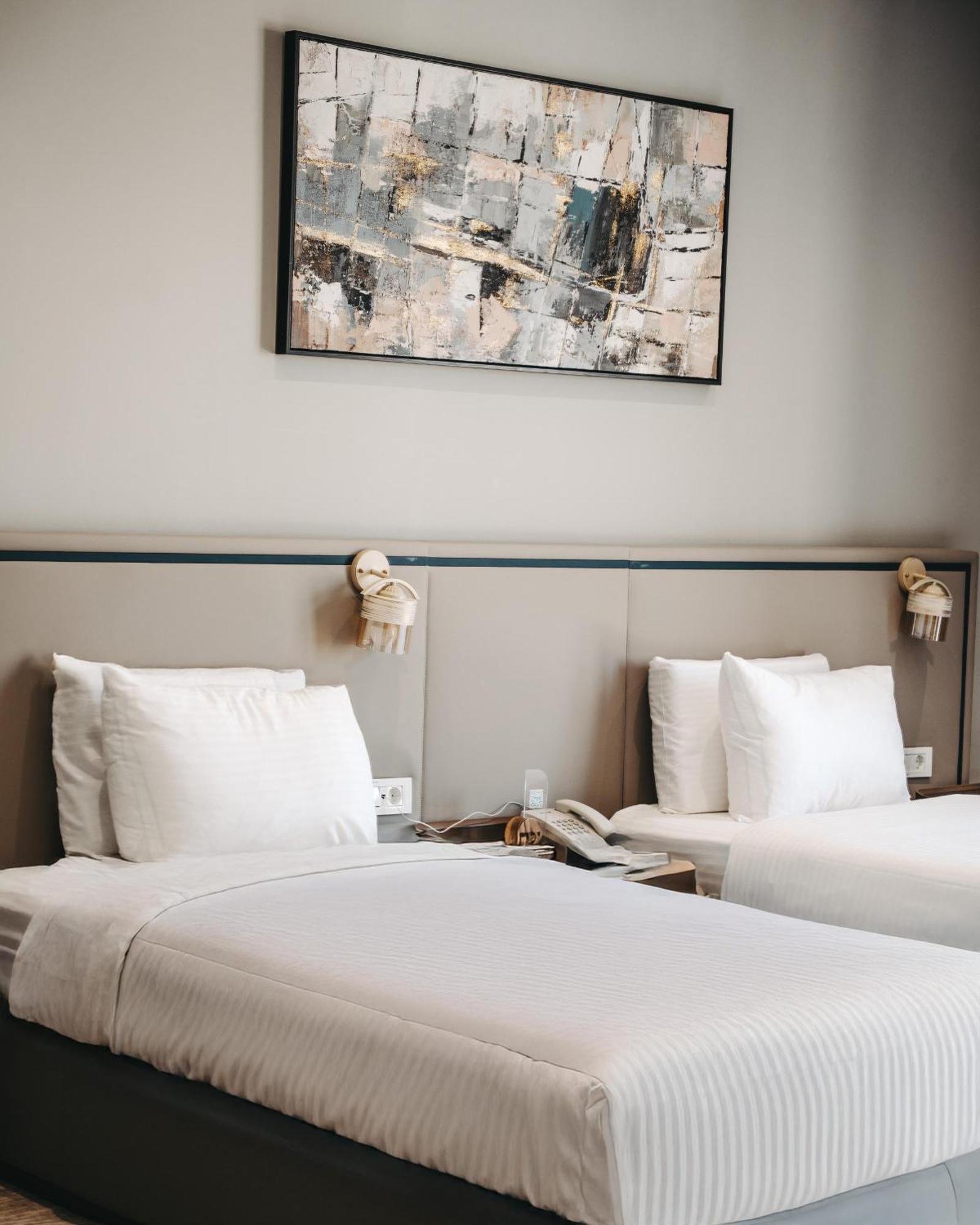 Port Marine By Hollywood Hotel